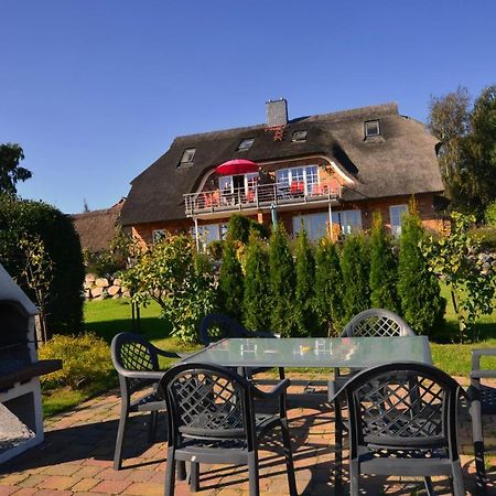 Ferienwohnung Reet Hausteile Sonnenkliff und Kamp Gager Exterior foto