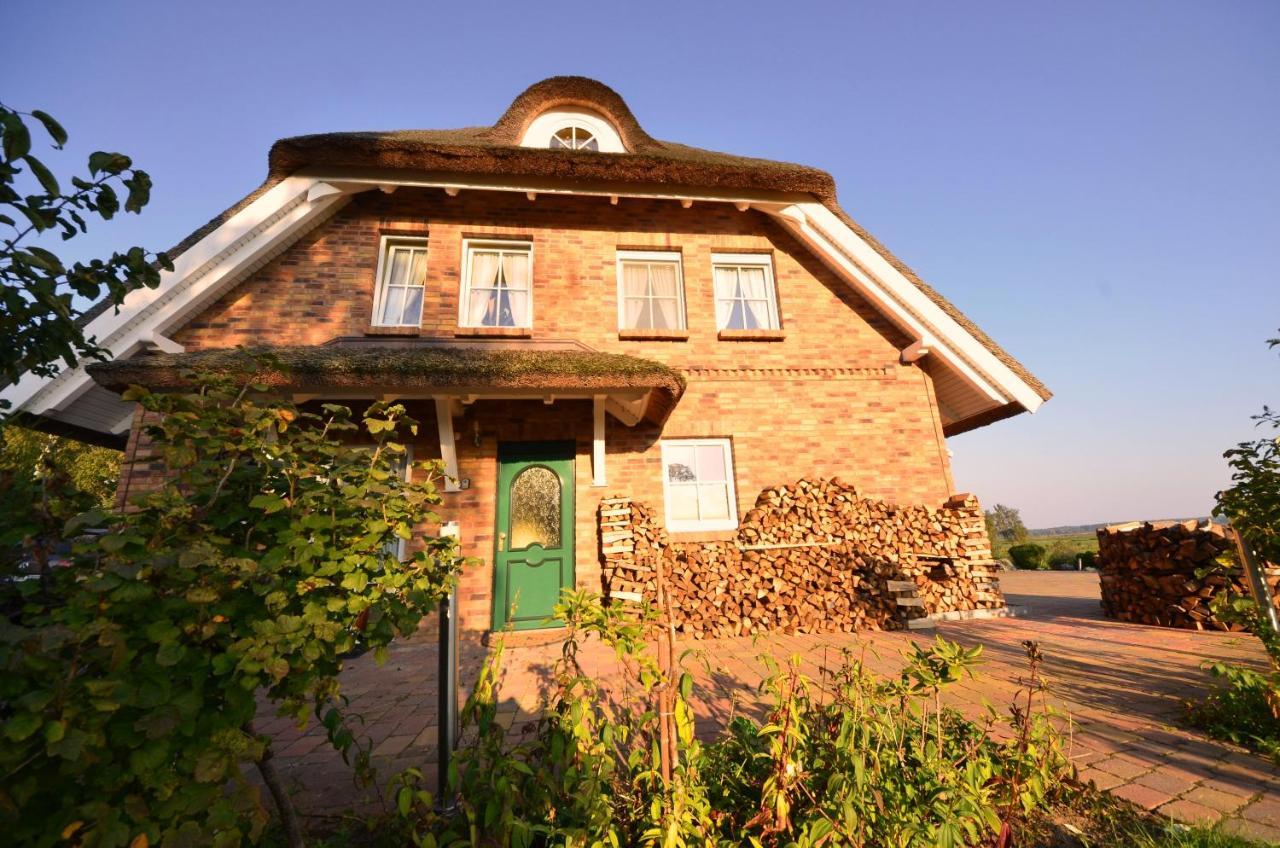 Ferienwohnung Reet Hausteile Sonnenkliff und Kamp Gager Exterior foto